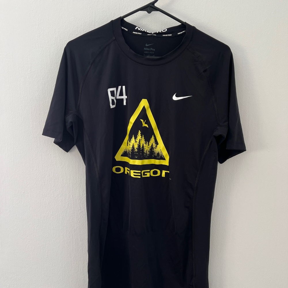 NWT Nike Black Oregon Compression T-Shirt (Oregon Football Camp Shirt)